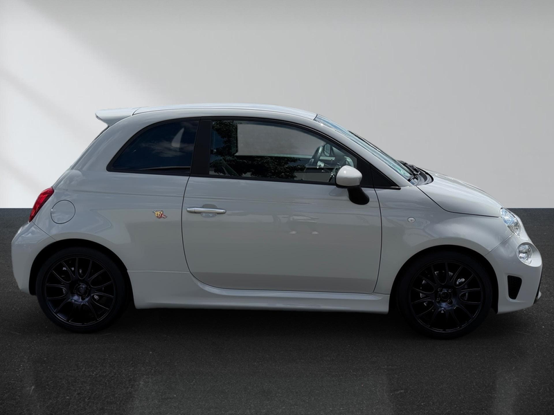 Abarth 595 1.4 T-Jet 16V beats Audio 121 kW (165 PS), Auto... — photo 6