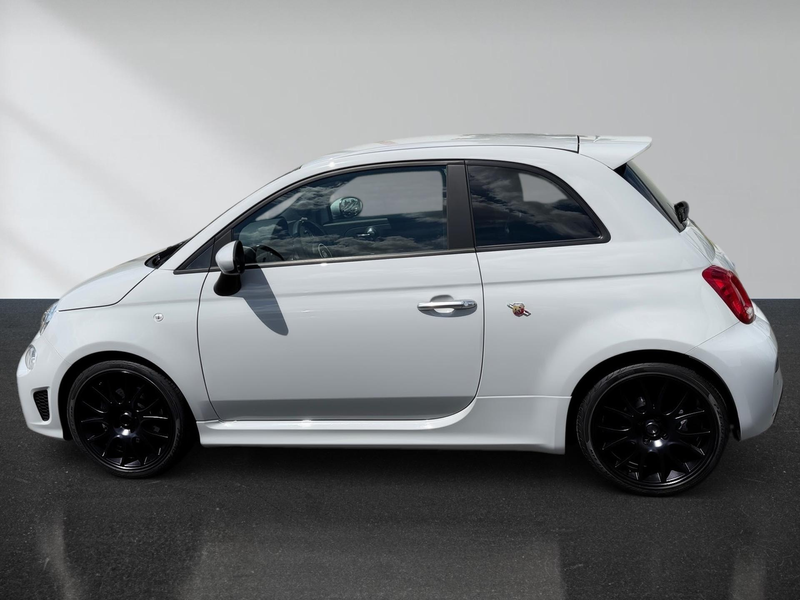Abarth 595 1.4 T-Jet 16V beats Audio 121 kW (165 PS), Auto... — photo 2