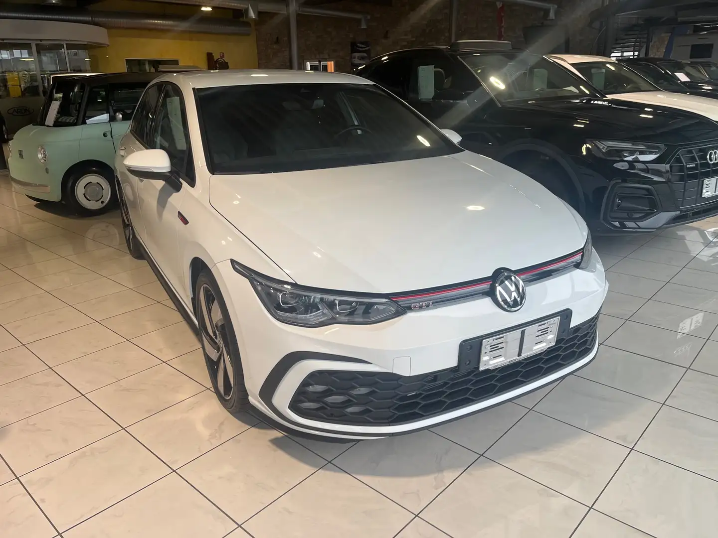 Volkswagen Golf GTI 5p 2.0 tsi Performance 245cv dsg Bianco - 1