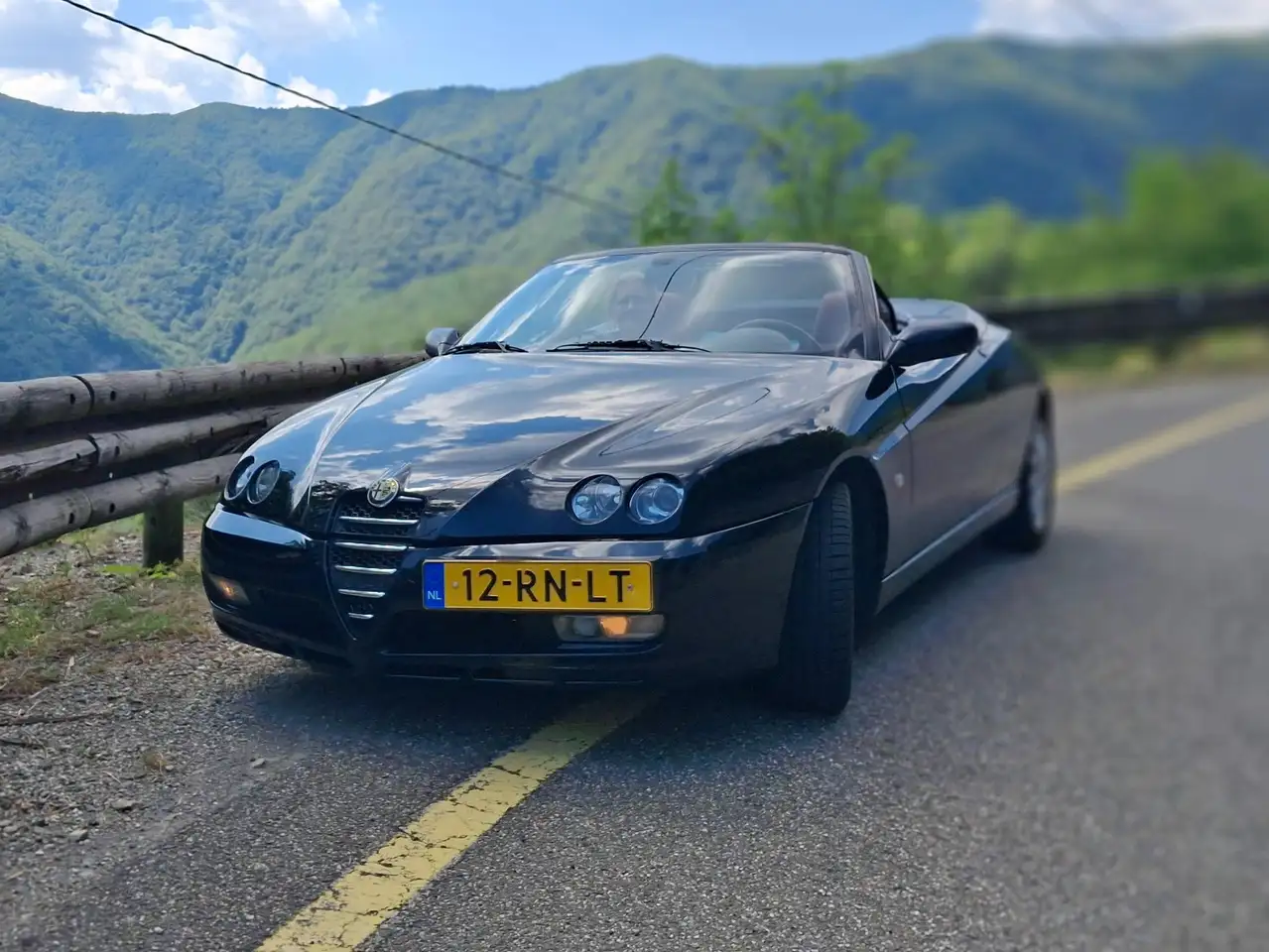 Alfa Romeo Spider 2.0 Twin Spark, foto 2