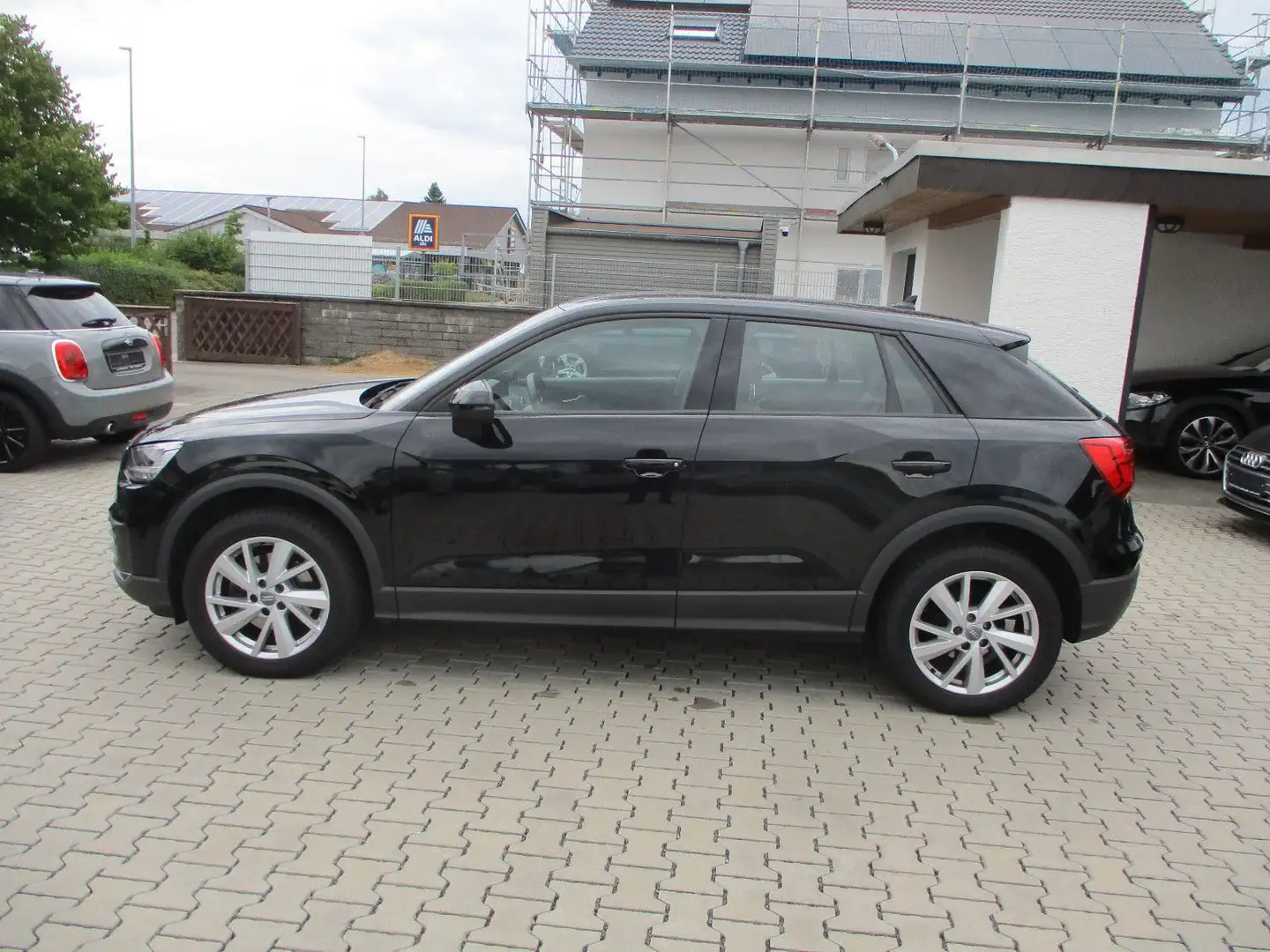 Audi Q2 35 TDI S tronic NAVI LEDER SITZH TEMP LED PDC Negro - 1