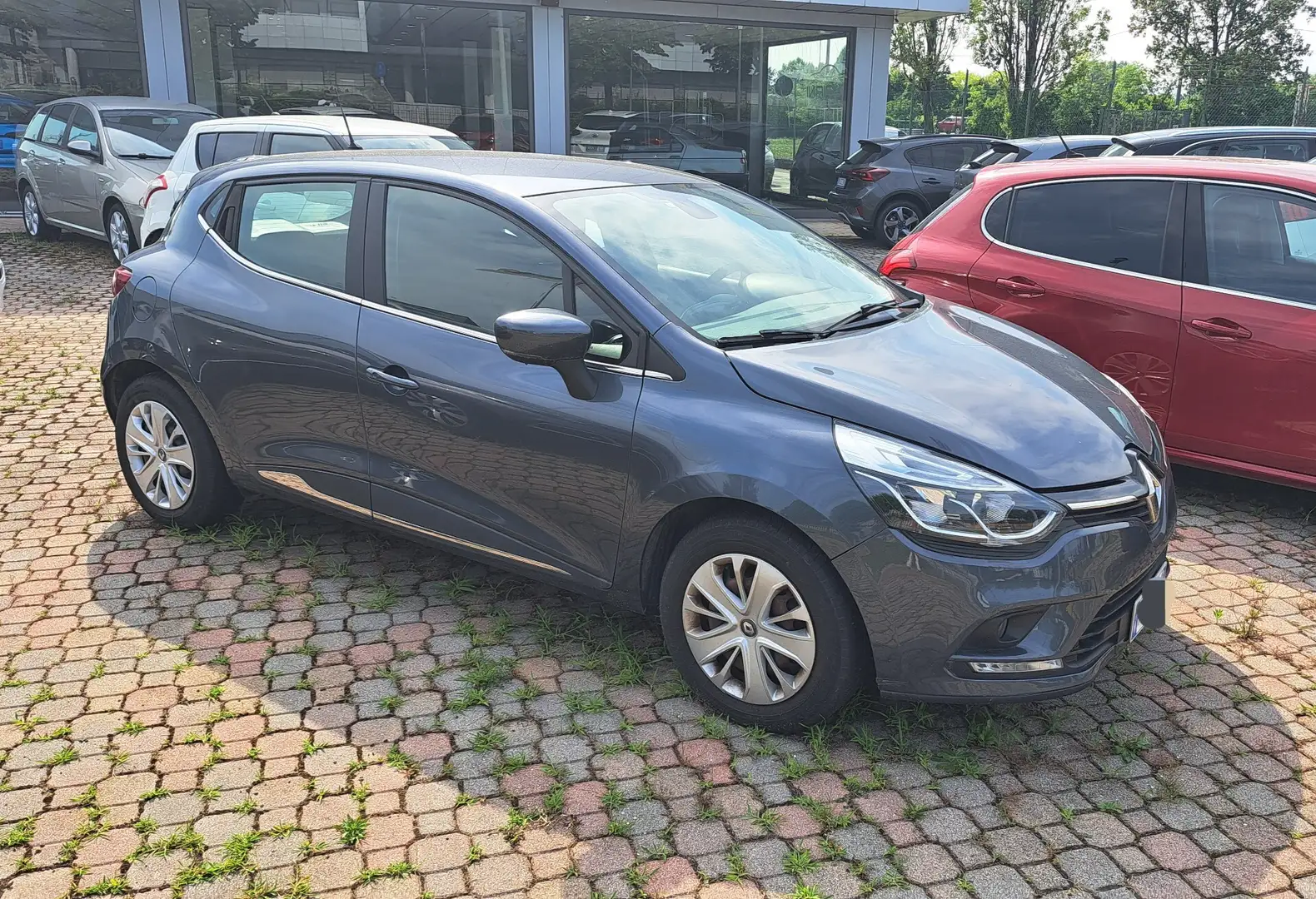 Renault Clio TCe 12V 90 CV Start&Stop 5 porte Energy Duel OK NE Gris - 2