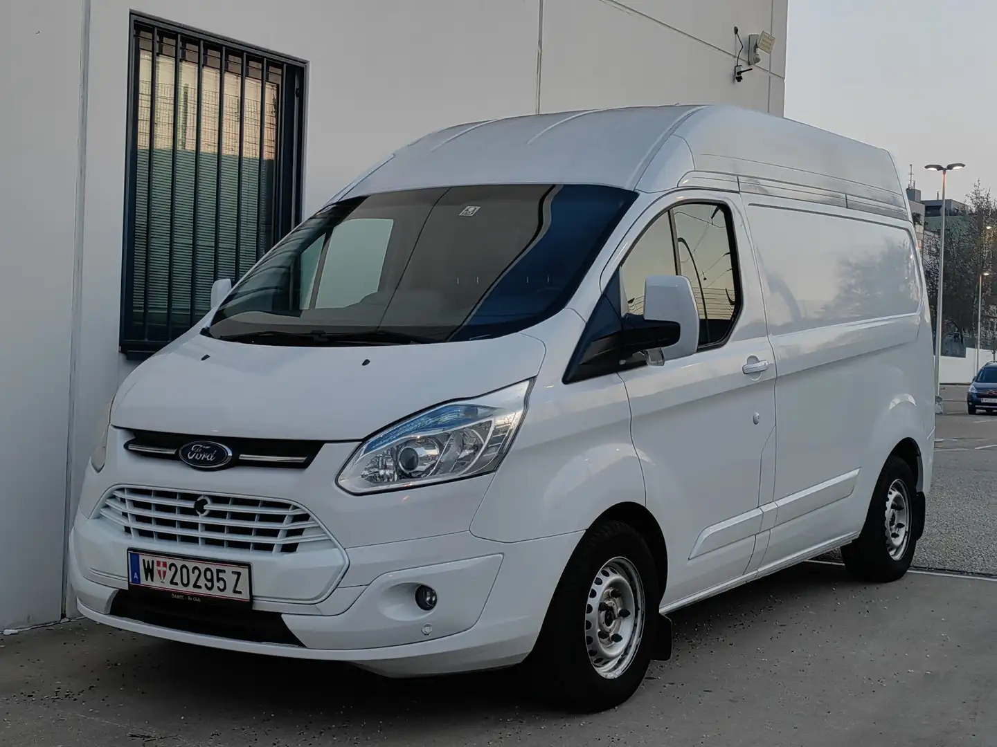 Ford Transit Custom L1H1 300K Variobus 2,2 TDCi Trend - 2