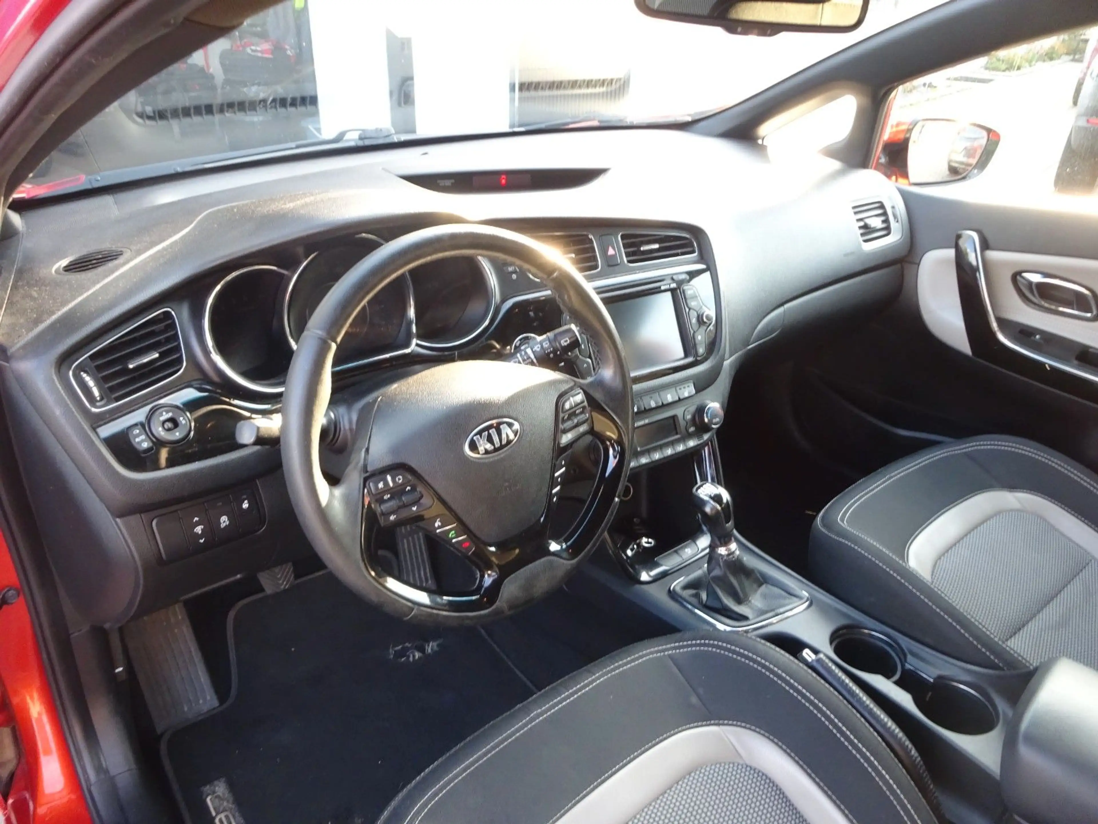 Kia Ceed / cee'd /EURO 5/NAVI — photo 8