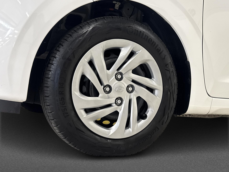 Hyundai i10 1.0 Comfort — photo 11