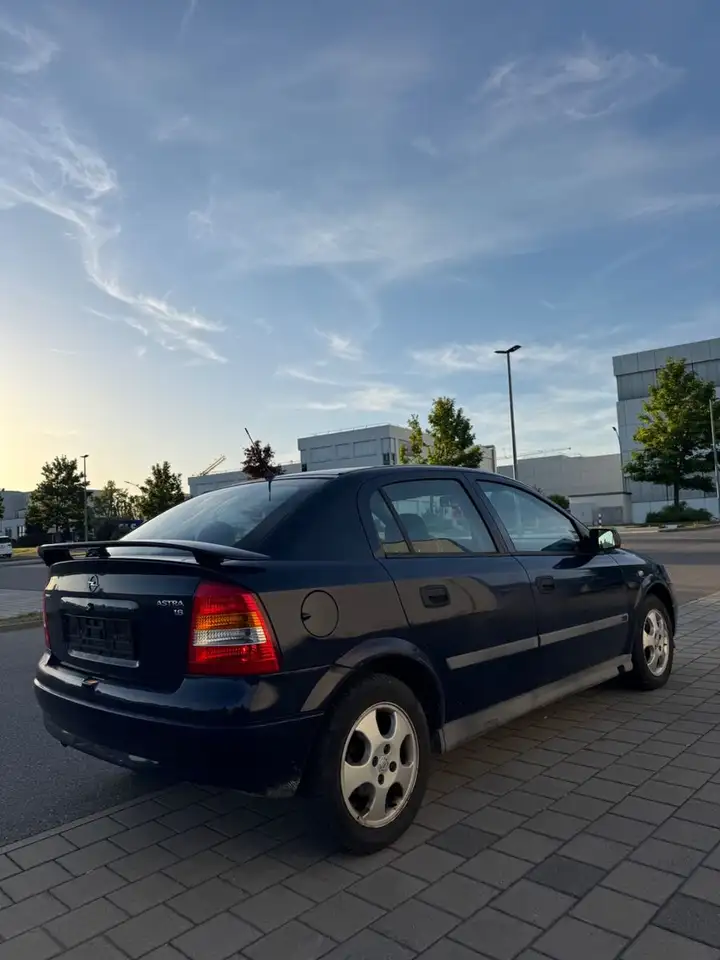 Opel Astra, foto 4