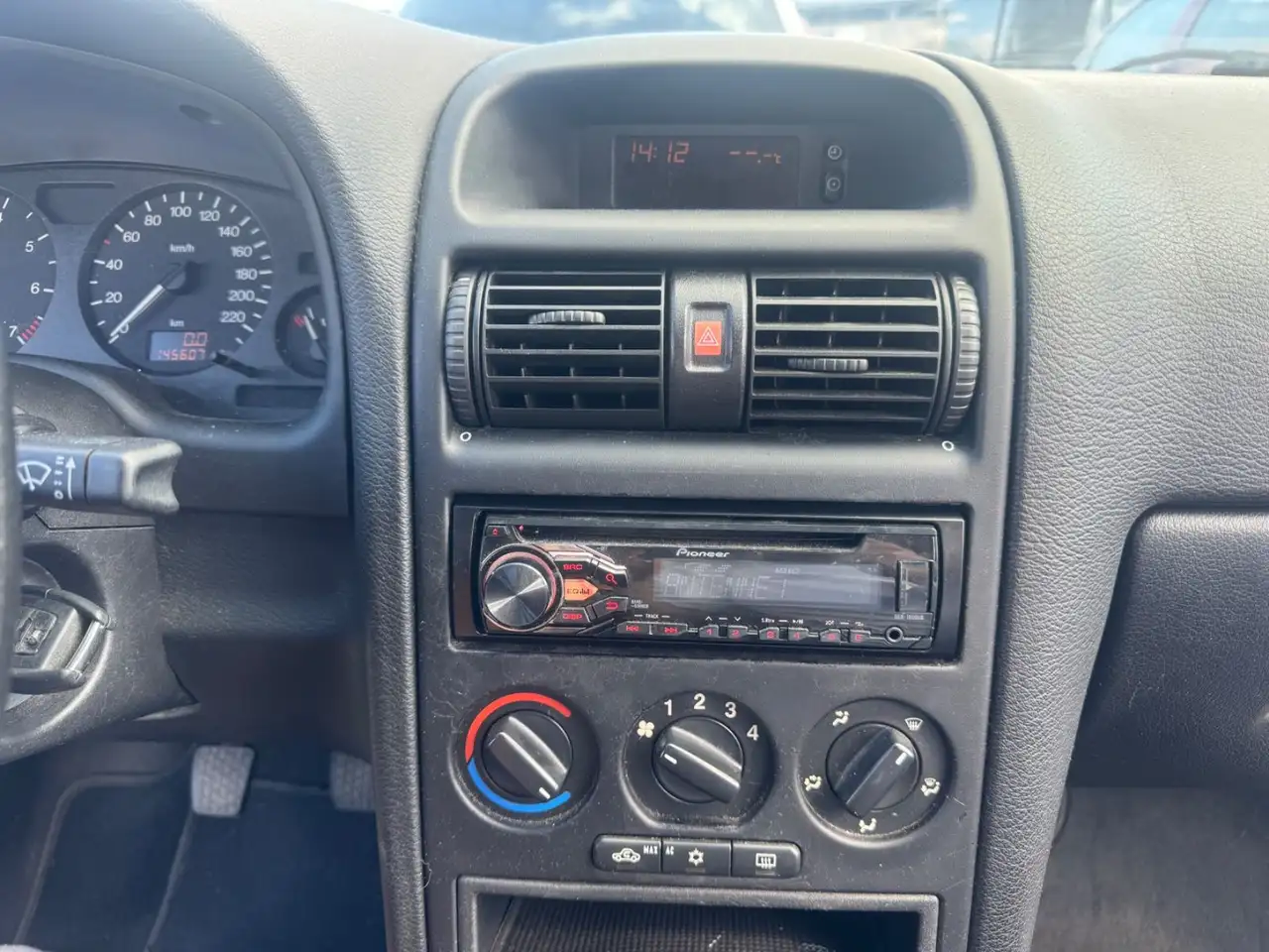 Opel Astra, foto 7