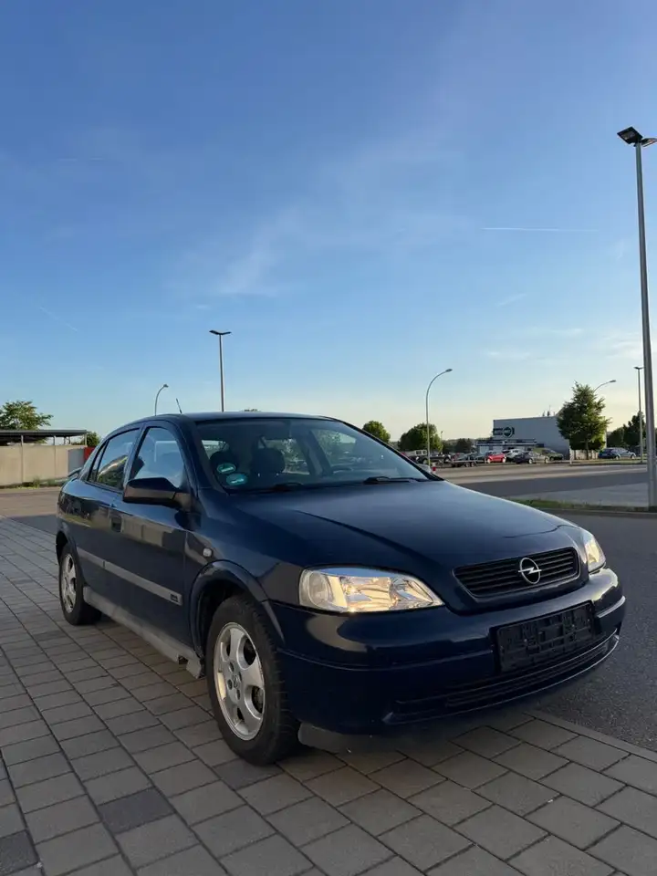 Opel Astra, foto 2