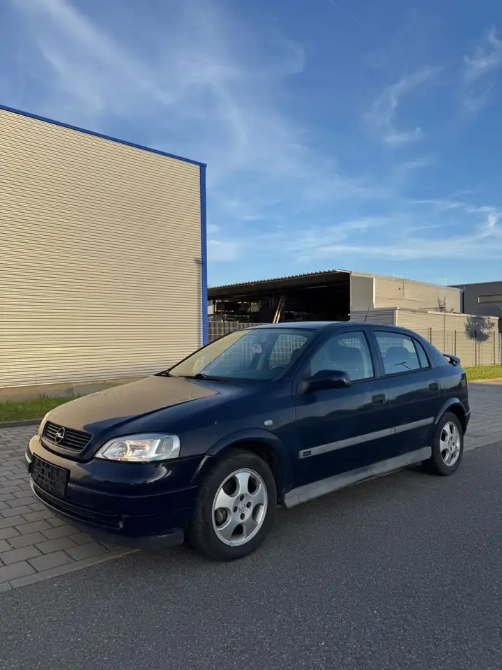 Opel Astra, foto 1