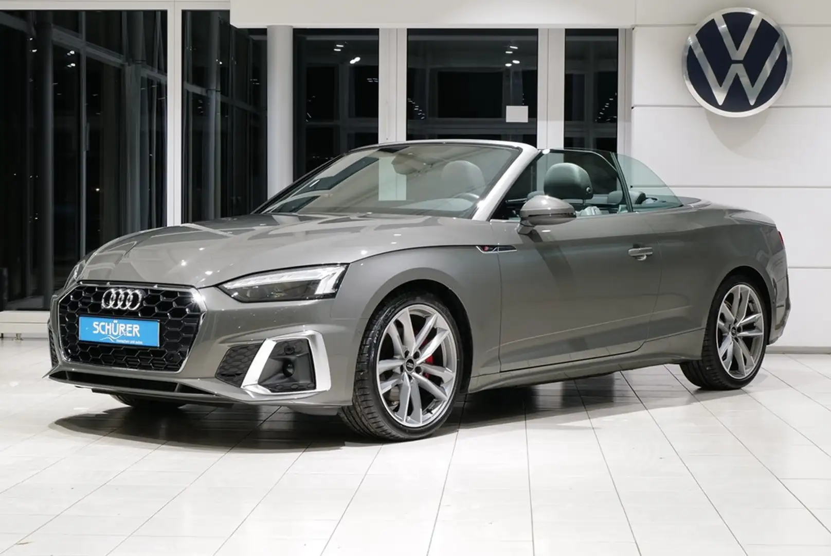 Audi A5 Cabriolet 40 TFSI quattro S line Matrix Navi AHK Gris - 2