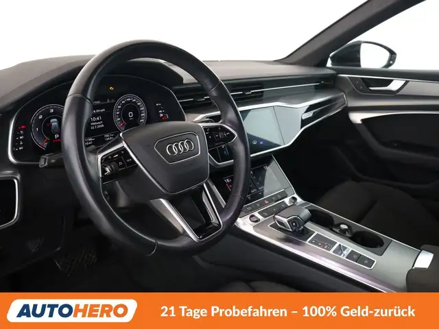 Audi A6 view 11