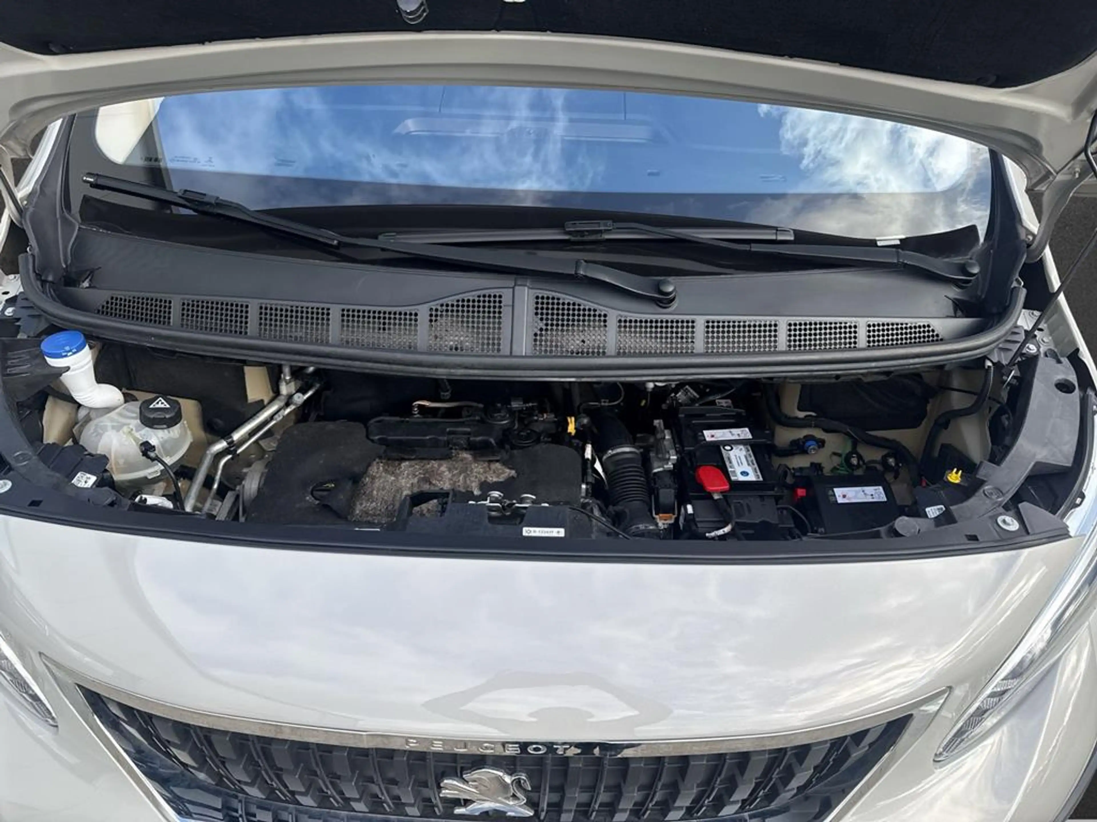 Peugeot Expert Traveller 2.0 BlueHDi 145 L3 Business — photo 5
