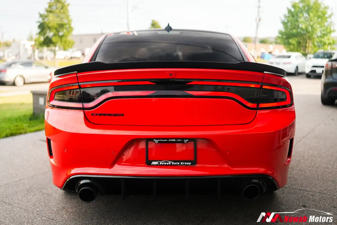 Dodge Charger снимка Dodge Charger