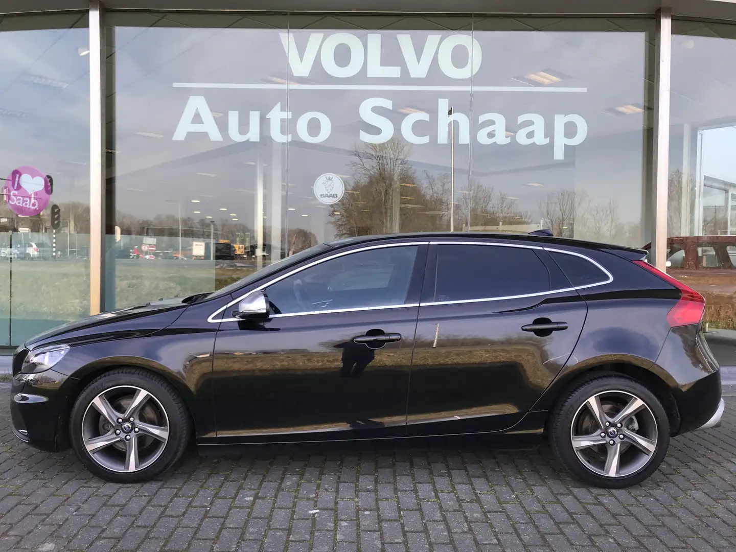 Volvo V40 1.6 T3 R-Design | Rijklaar incl garantie | Donker Schwarz - 2