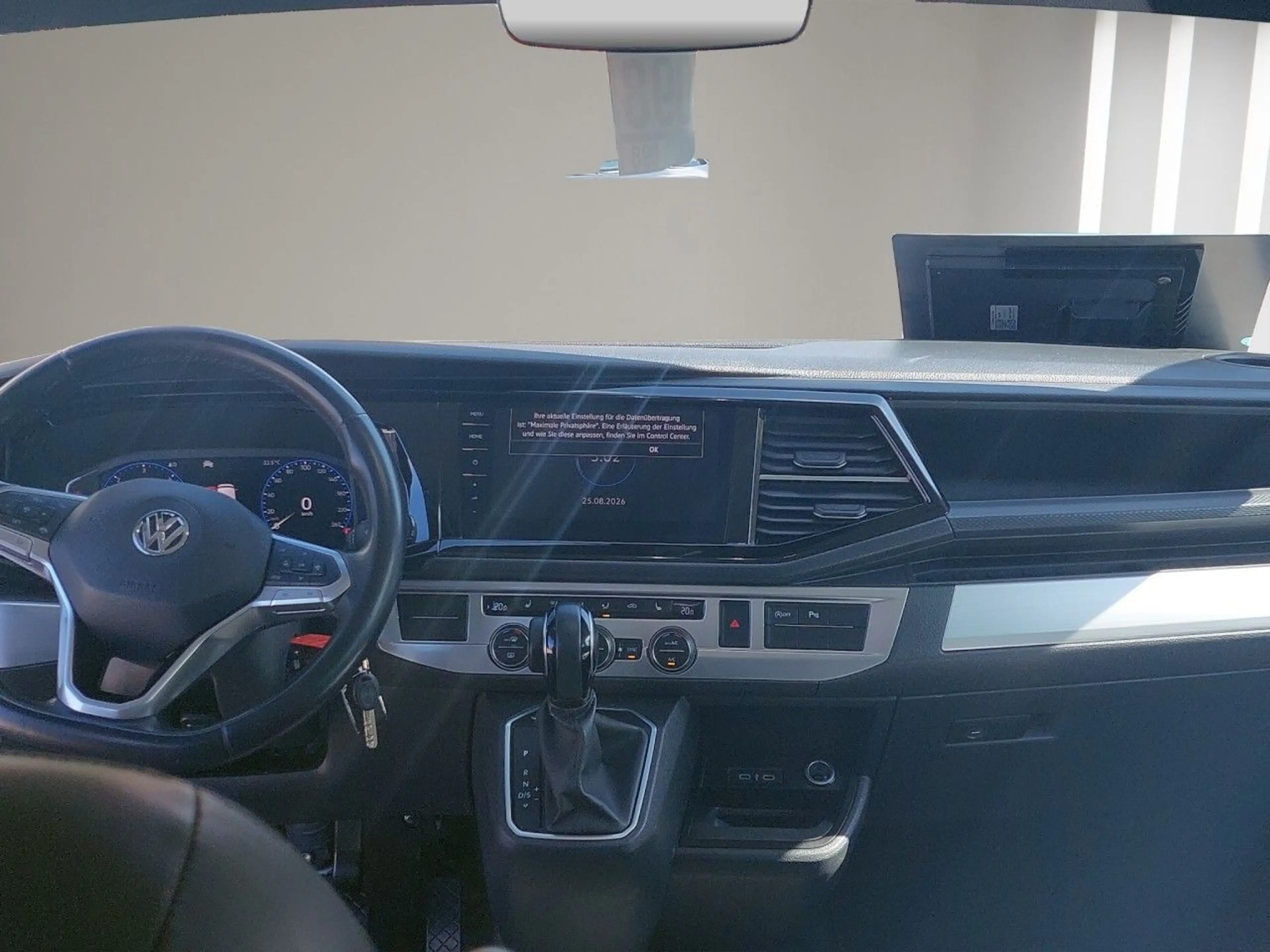 Volkswagen T6.1 Multivan Comfortline 2.0 TDI Klima Navi Einparkhilfe — photo 15