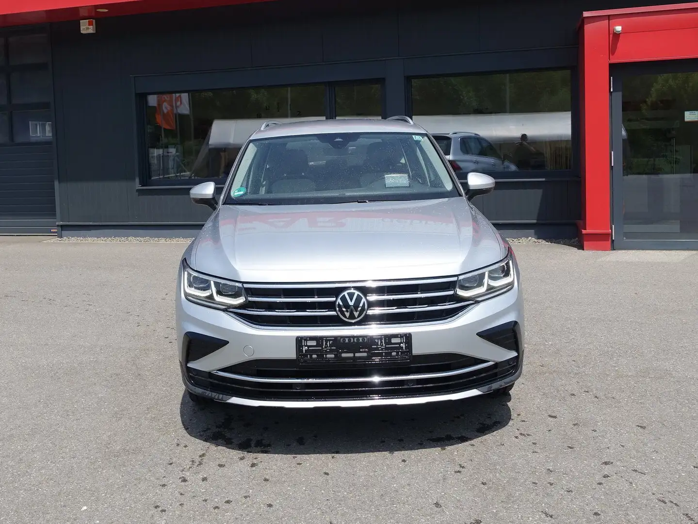 Volkswagen Tiguan Elegance DSG*MATRIX*VIRTUAL*AMBIENTE*RFK*ACC* Grau - 1