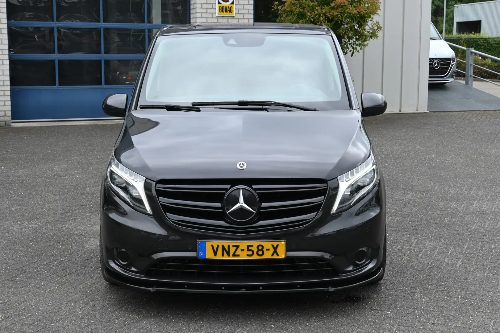 Mercedes-Benz Vito 124 CDI DC L3 LED, Distronic, 2 Schuifdeuren, Audi Gris - 2