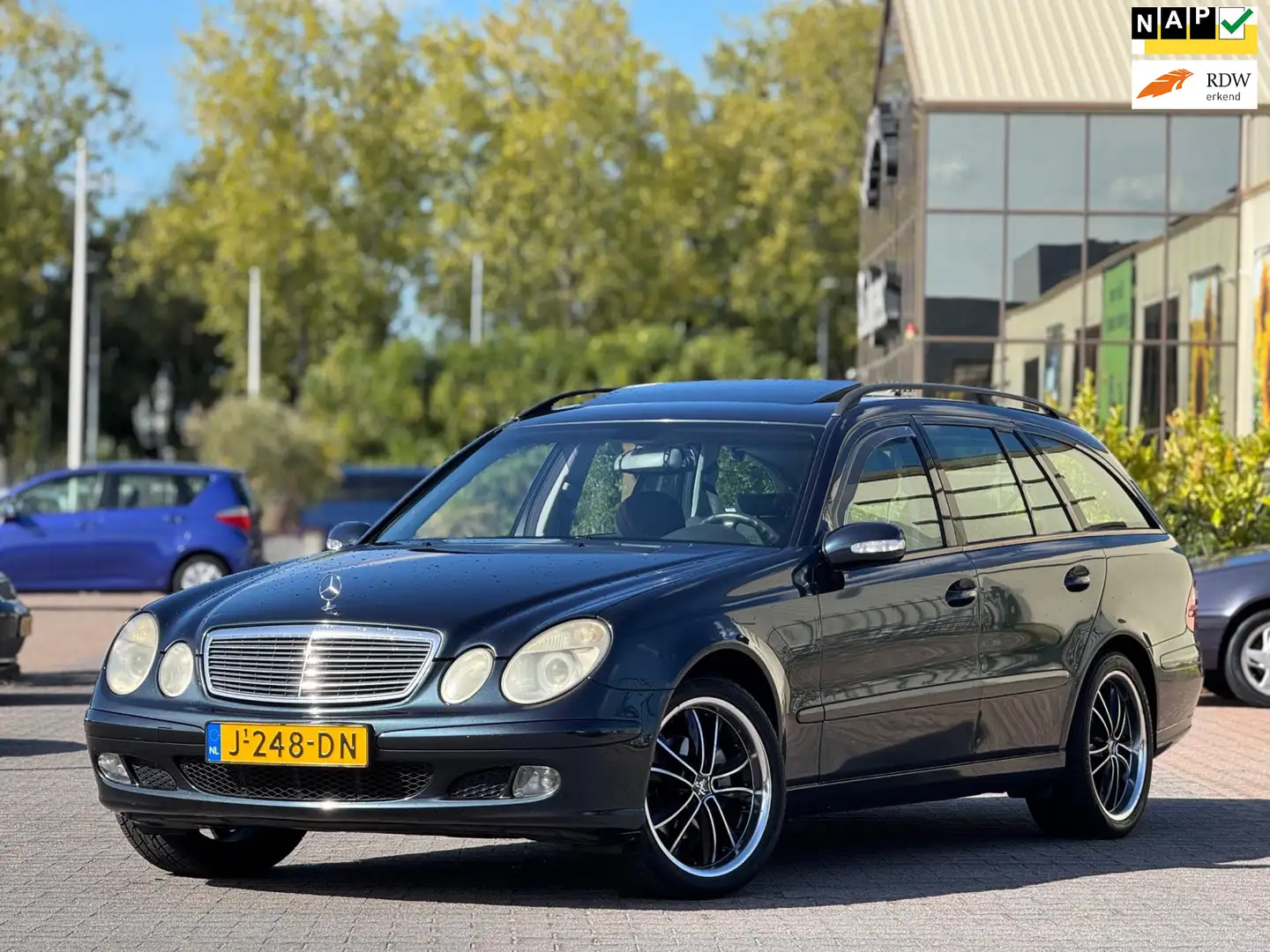 Mercedes-Benz E 200 Combi K. Classic | Automaat | Schuifdak | Navigati Blauw - 1