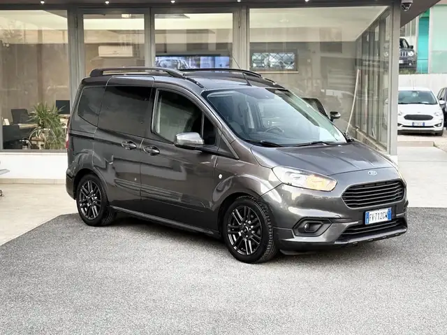 Ford Tourneo Courier Tourneo Courier 1.5 TDCI 75CV E6 Neo - 2019