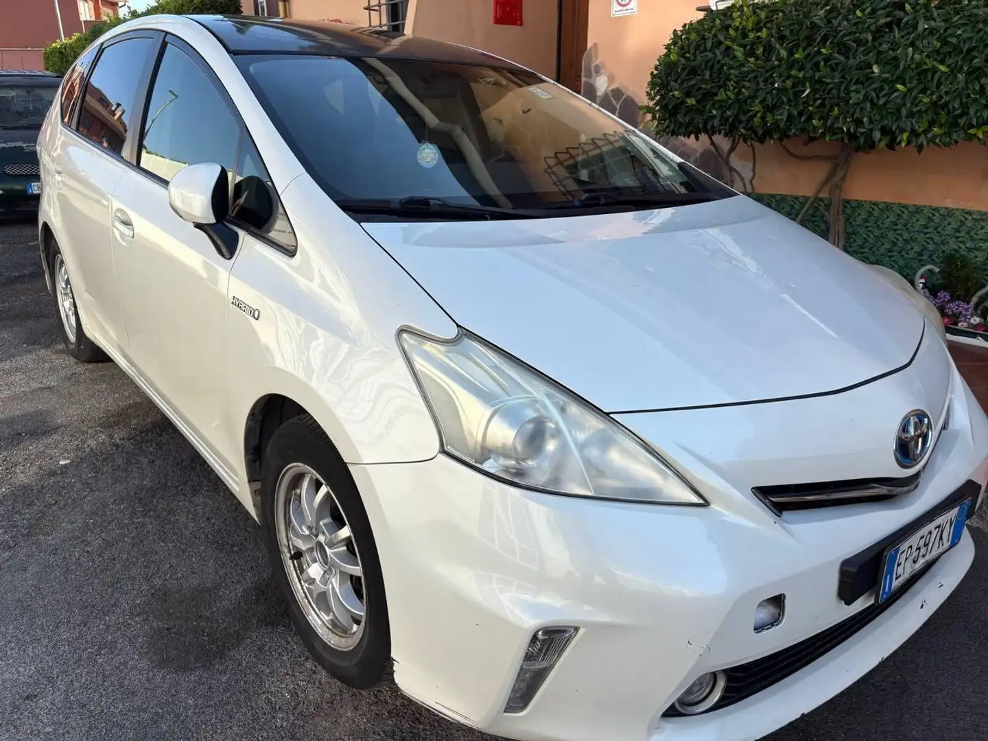 Toyota Prius+ Prius+ III 2012 1.8h Lounge ecvt Blanc - 2