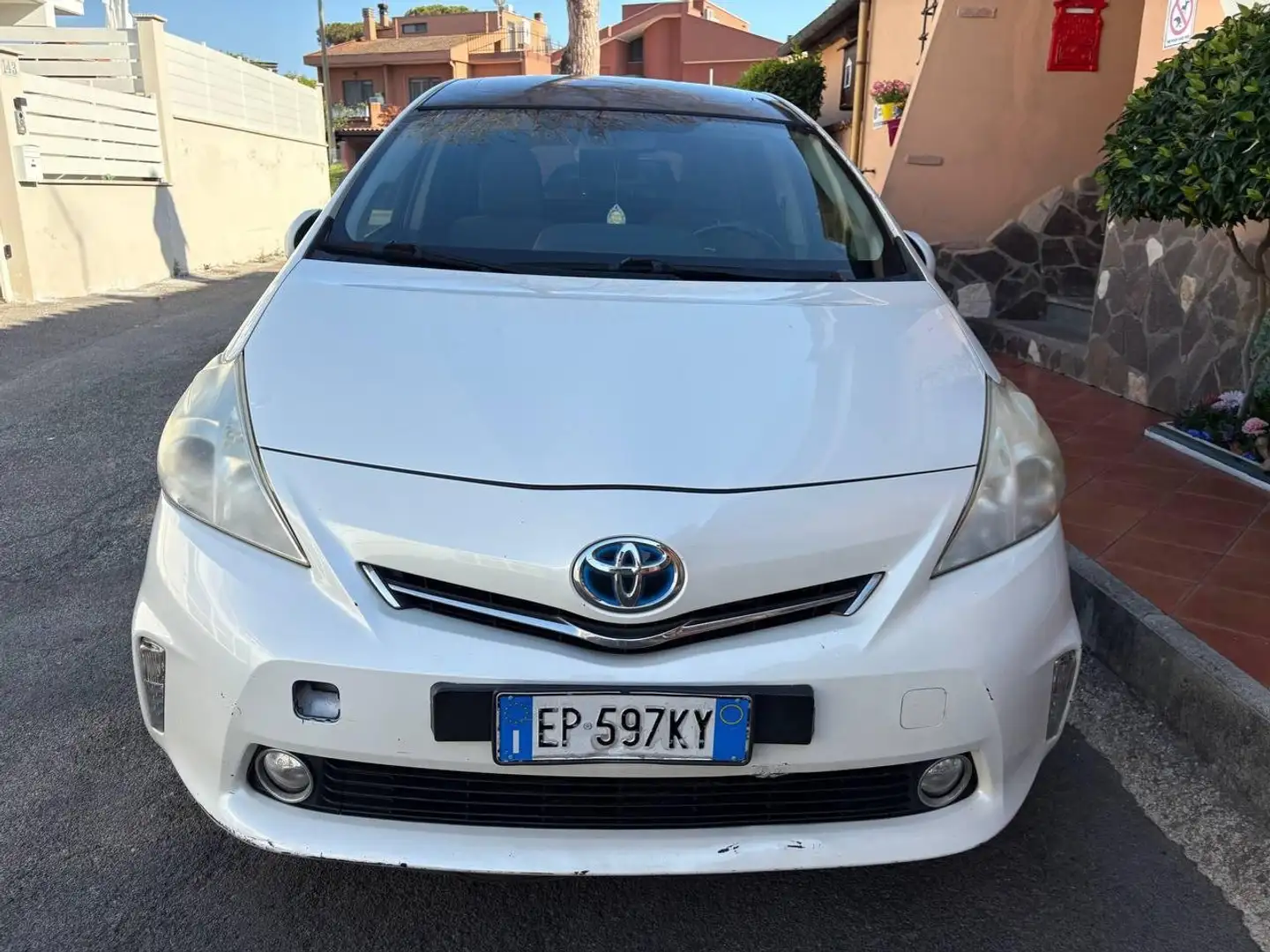 Toyota Prius+ Prius+ III 2012 1.8h Lounge ecvt Blanc - 1