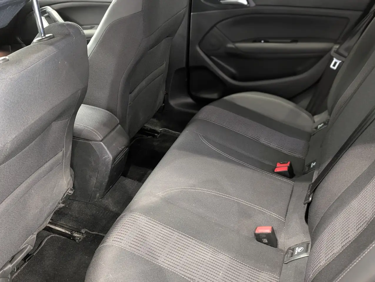 Peugeot 308 308 — photo 40