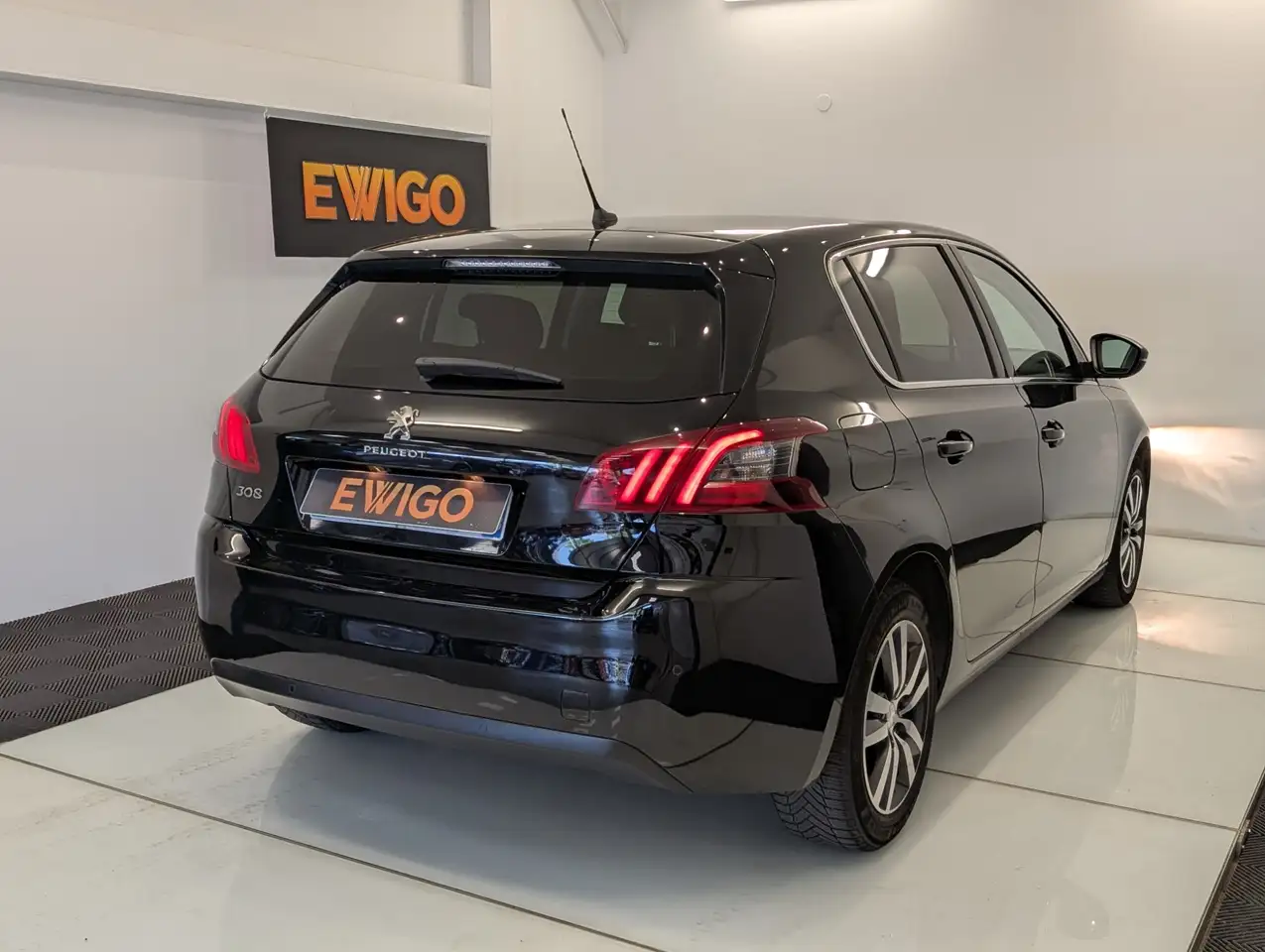 Peugeot 308 308 — photo 2