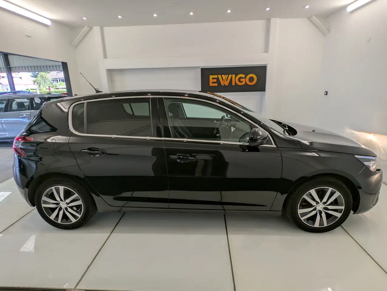 Peugeot 308 308 — photo 21