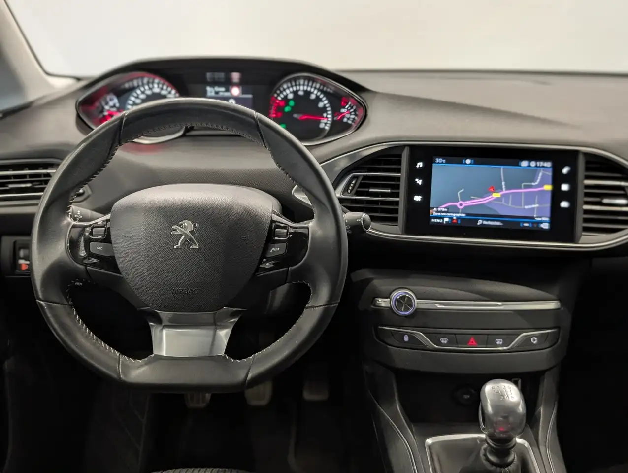 Peugeot 308 308 — photo 3
