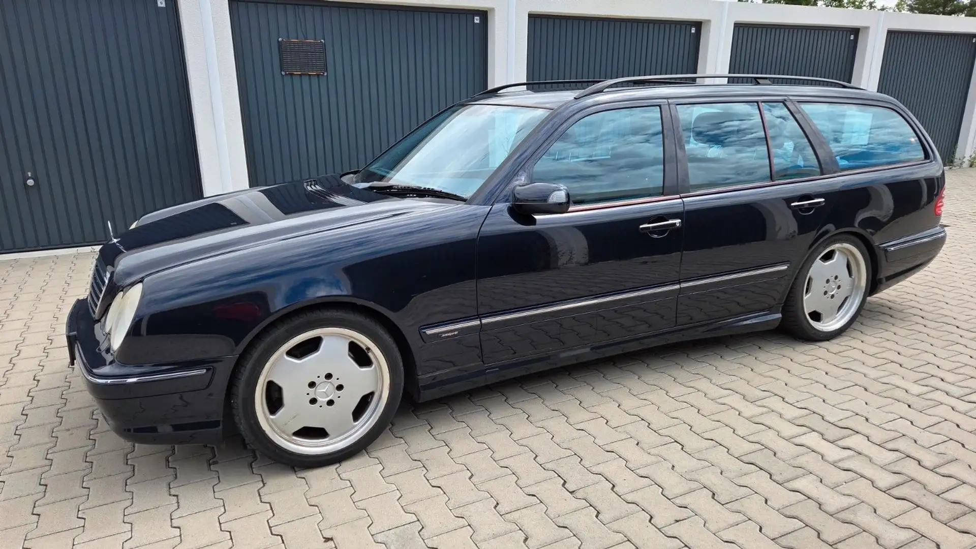 Mercedes-Benz E 430 T AVANTGARDE LEDER 18"AMG Blau - 2