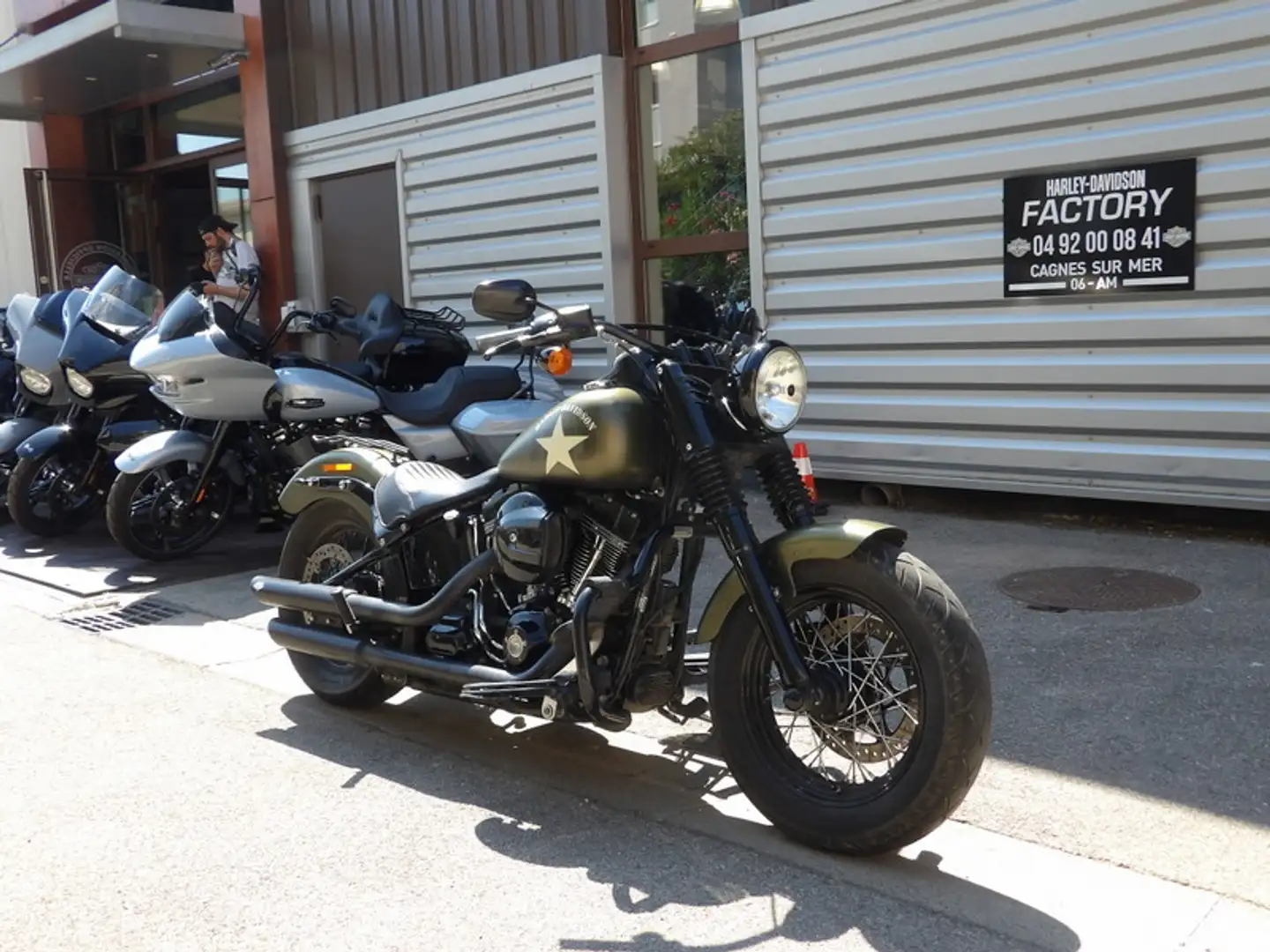 Harley-Davidson Softail Slim Zöld - 2