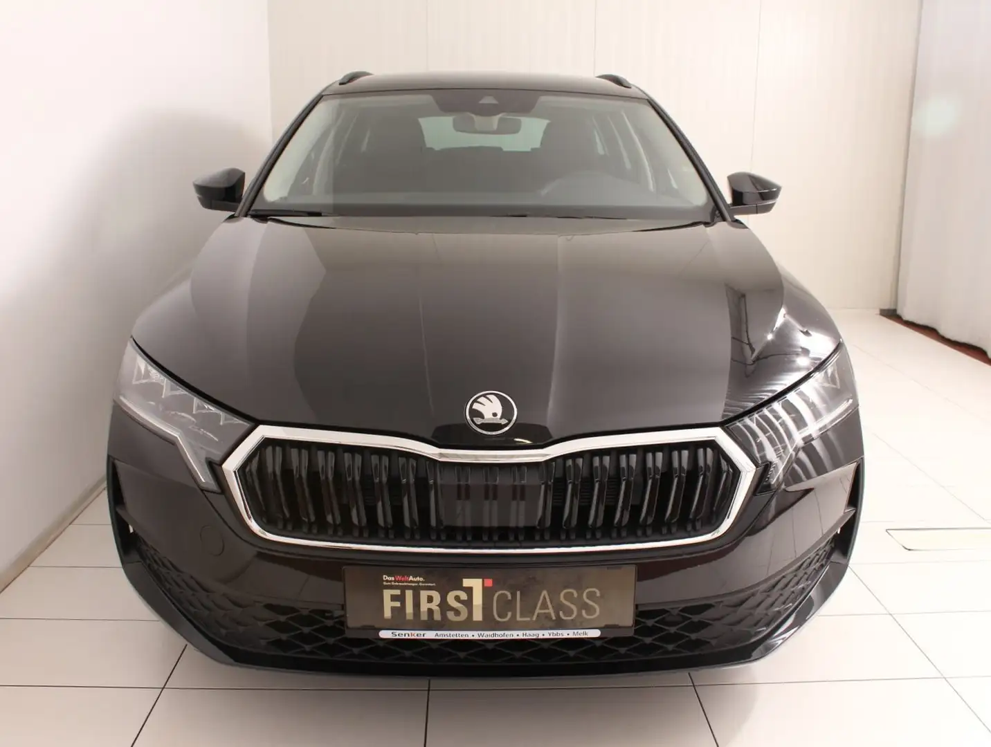 Skoda Octavia Selection TDI DSG Schwarz - 2