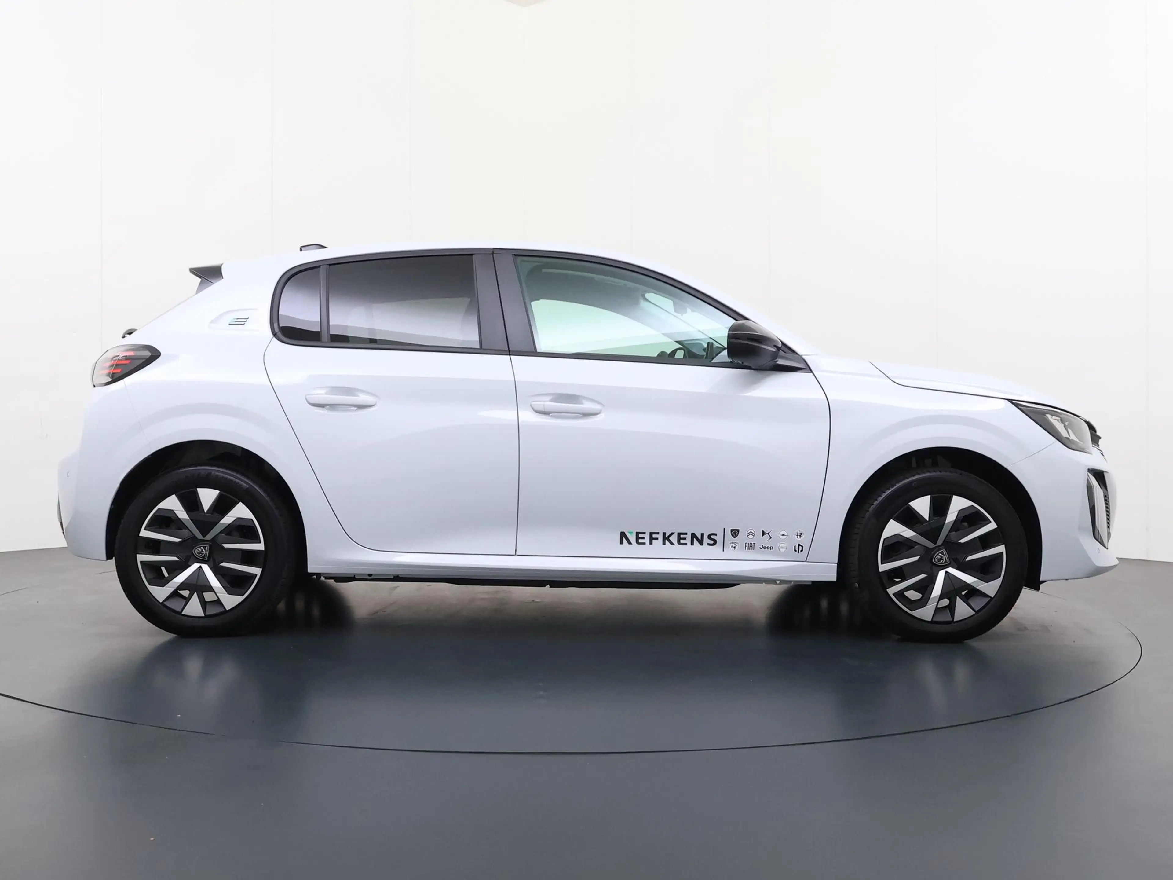 Peugeot e-208 Business 51 kWh | Demo | Navigatie | Camera achter — photo 8