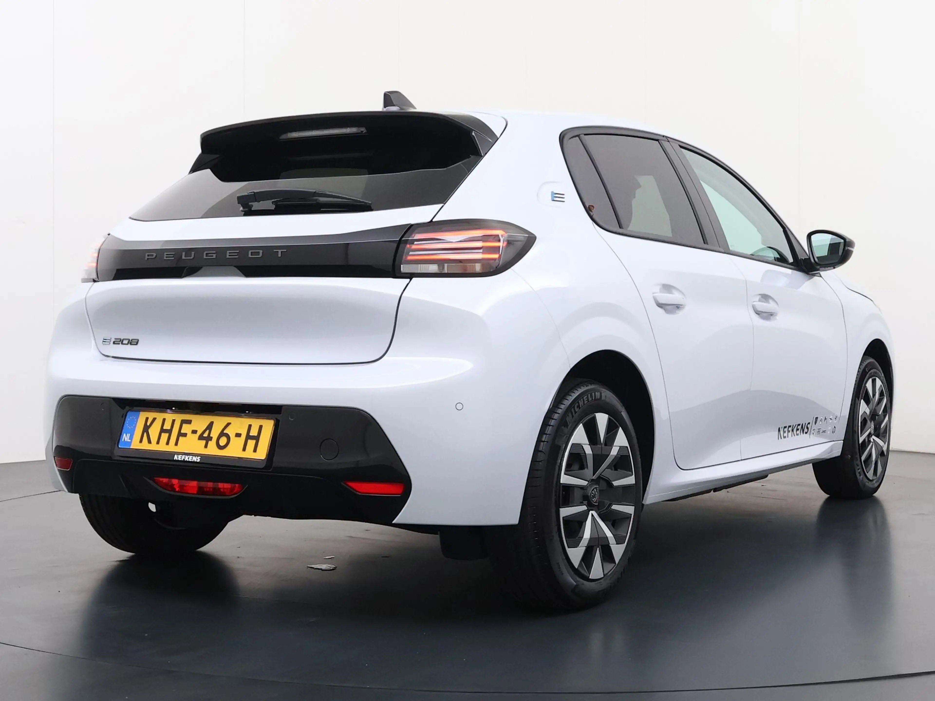 Peugeot e-208 Business 51 kWh | Demo | Navigatie | Camera achter — photo 7
