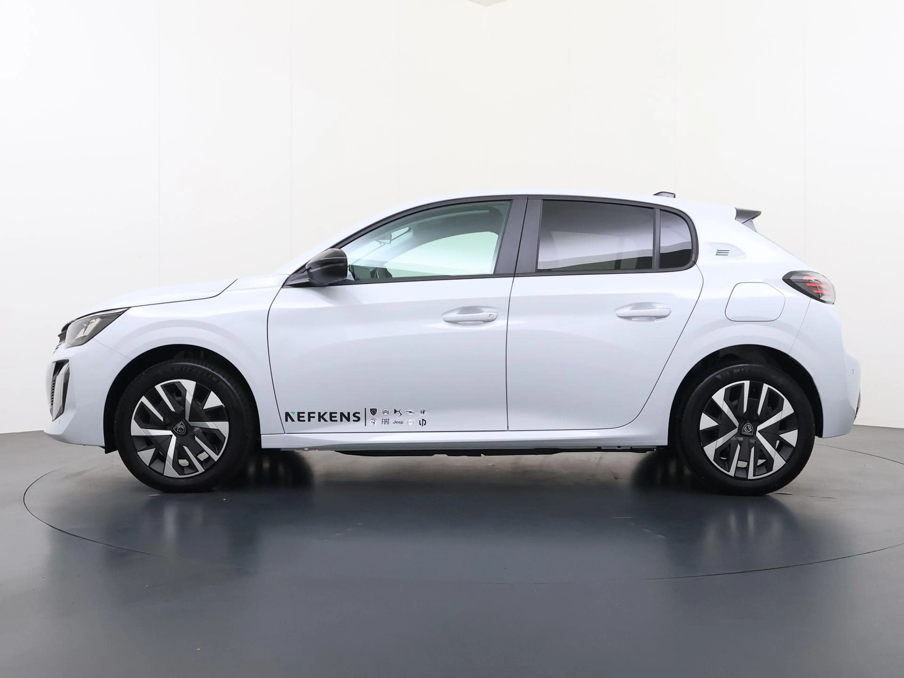 Peugeot e-208 Business 51 kWh | Demo | Navigatie | Camera achter — photo 4
