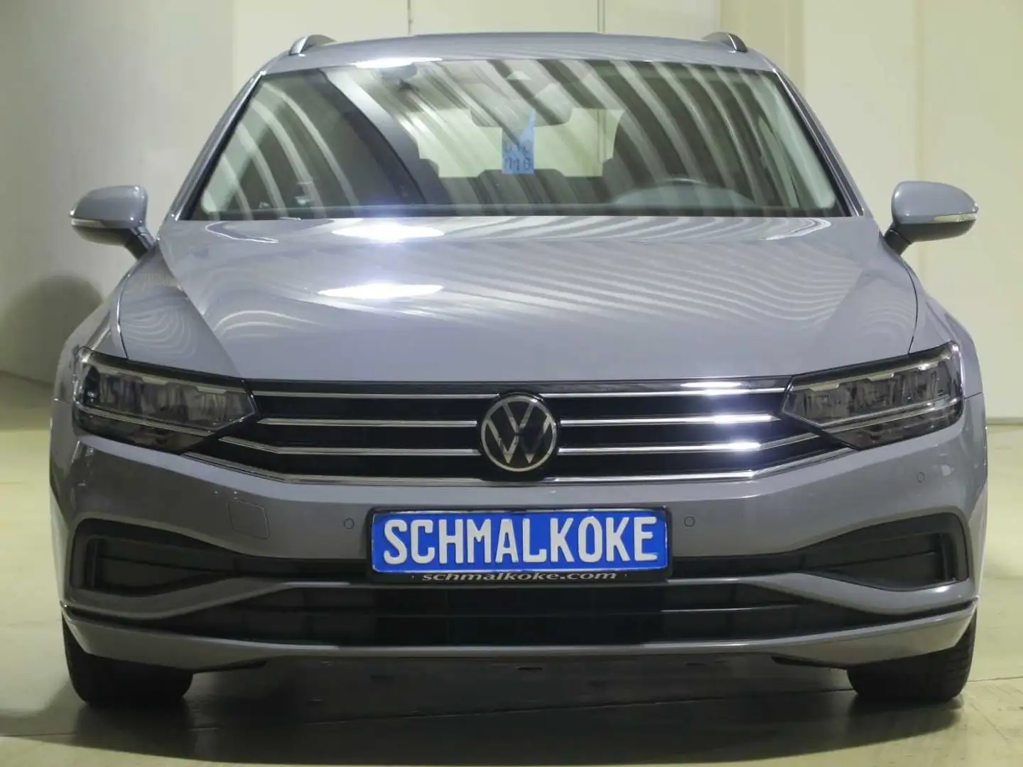 Volkswagen Passat Variant 2.0 TDI SCR DSG7 Navi ACC DAB Grau - 1
