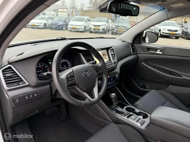 Hyundai Tucson view 11