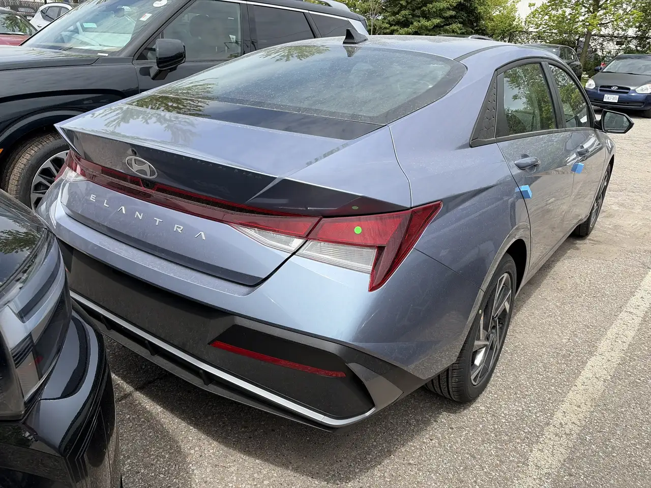 Hyundai ELANTRA снимка Hyundai ELANTRA