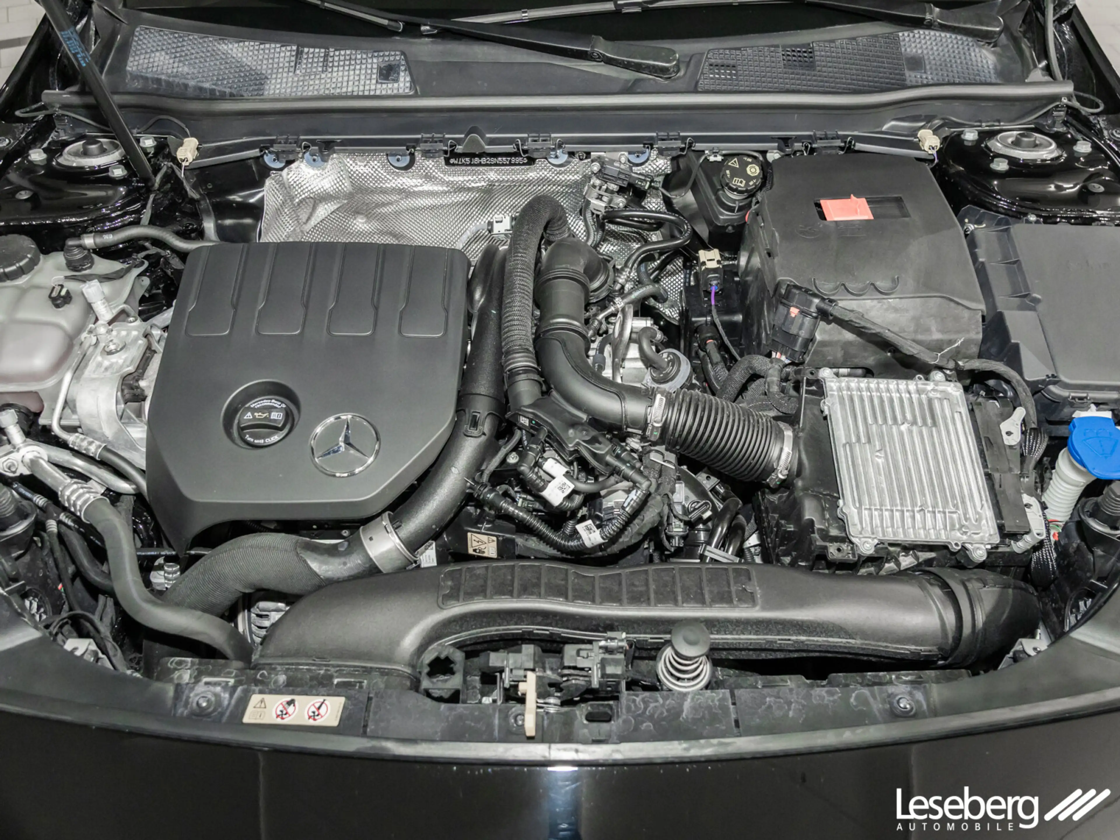 Mercedes-Benz CLA 200 CLA 200 Coupé AMG LED/Distronic/Night/Adv.Sound/ — photo 8