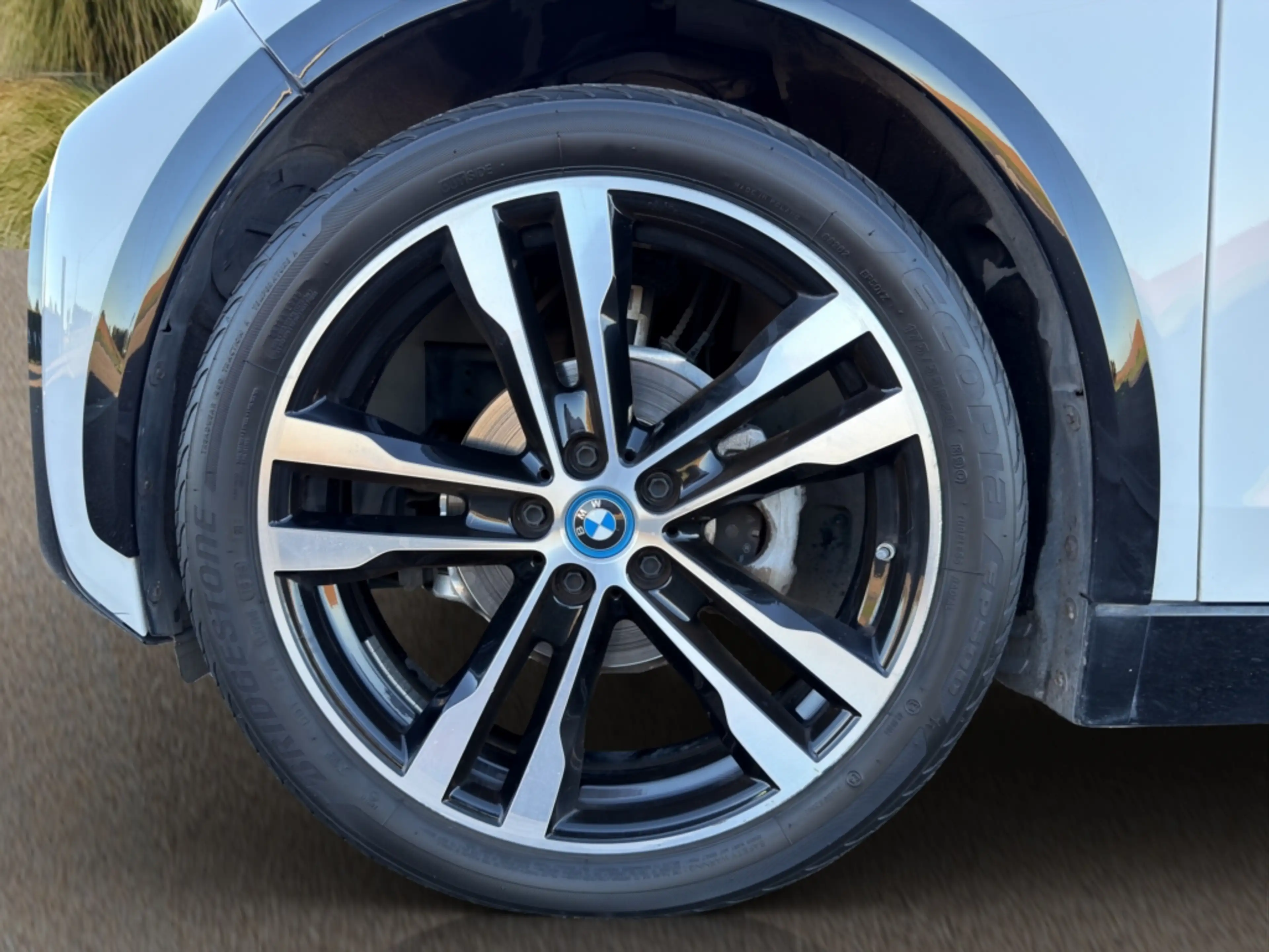 BMW i3 i3s - 42.2 kWh - 184 ch (135 kW) RADAR - LED - CRUISE — photo 10