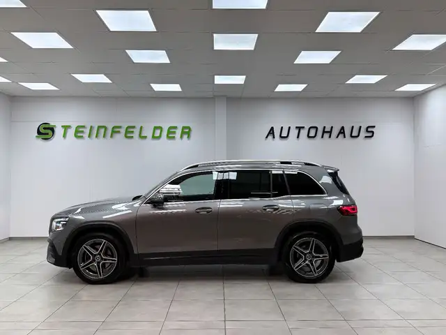 Mercedes-Benz GLB Class view 4