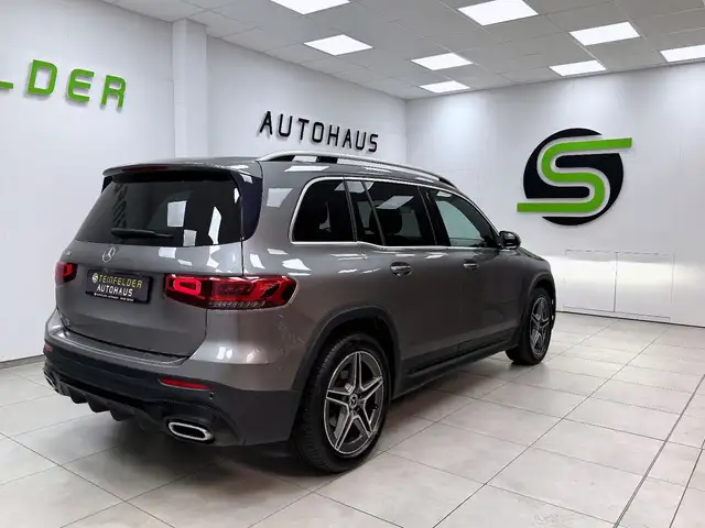 Mercedes-Benz GLB Class view 7