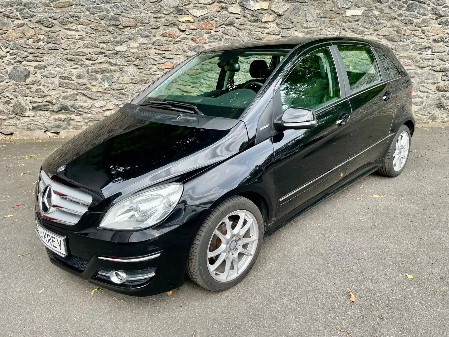 Mercedes-Benz B 180 | 2.HAND | AKTUELLE INSPEKTION | TÜV 1.27 Schwarz - 2