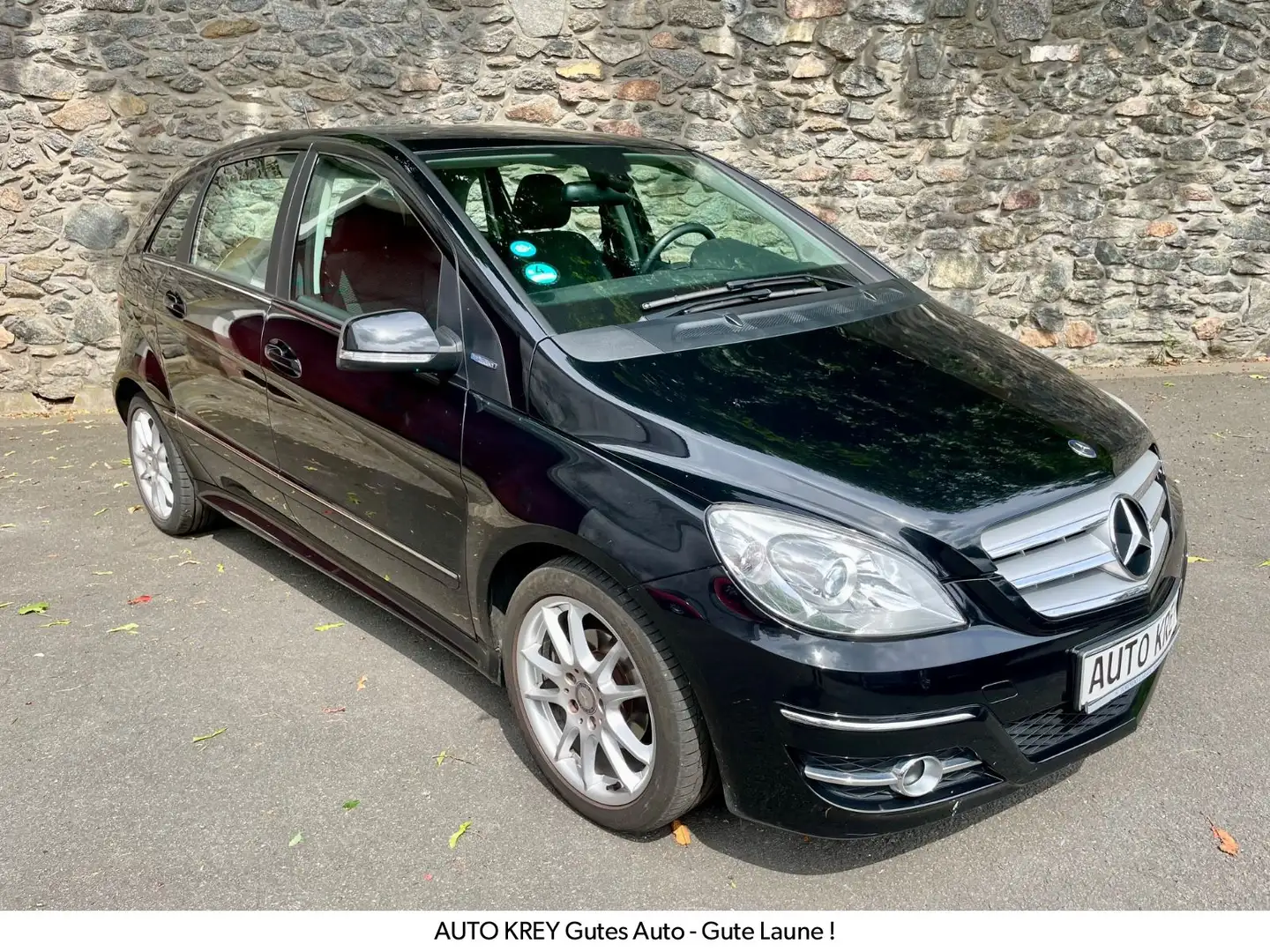 Mercedes-Benz B 180 | 2.HAND | AKTUELLE INSPEKTION | TÜV 1.27 Schwarz - 1