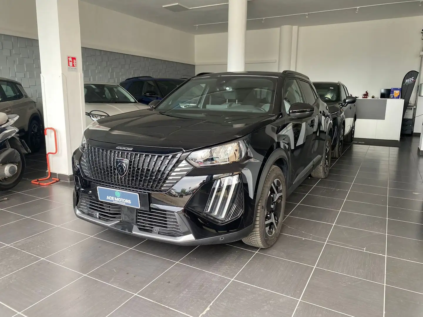 Peugeot 2008 2008 PureTech 100 S&S Allure Noir - 1
