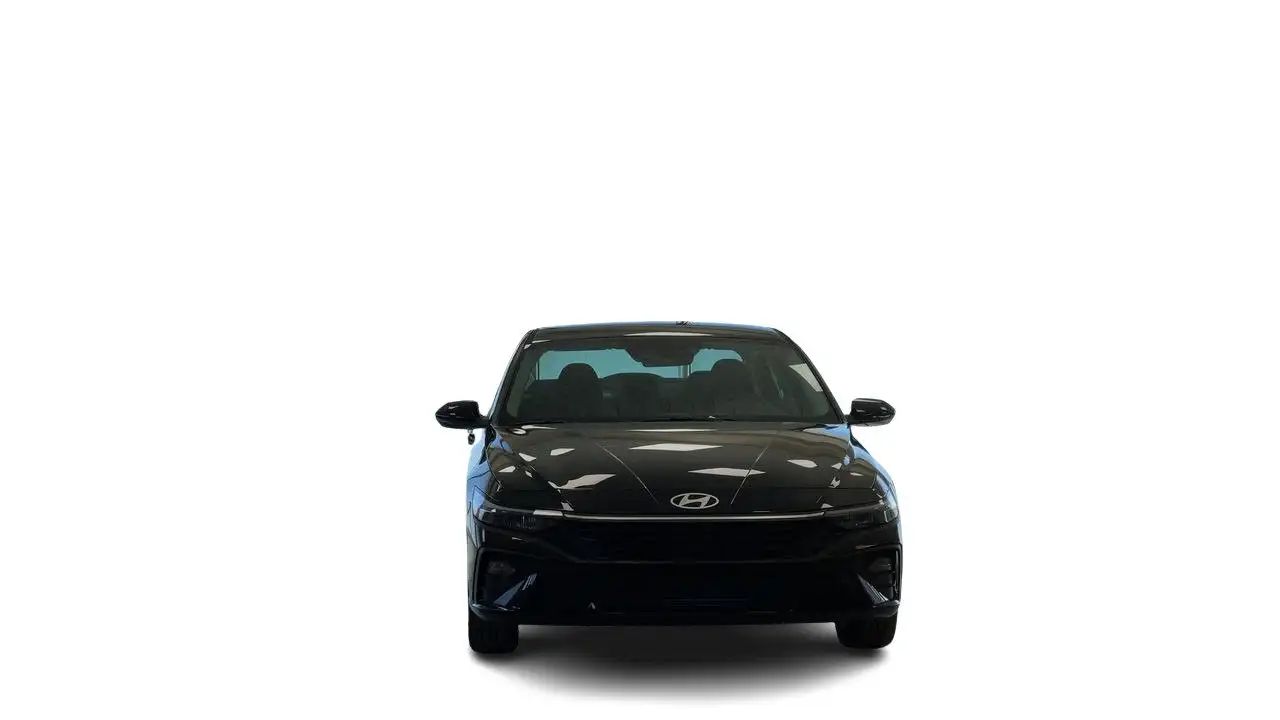 Hyundai ELANTRA photo Hyundai ELANTRA
