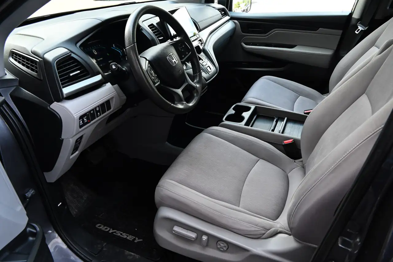 Honda Odyssey photo Honda Odyssey