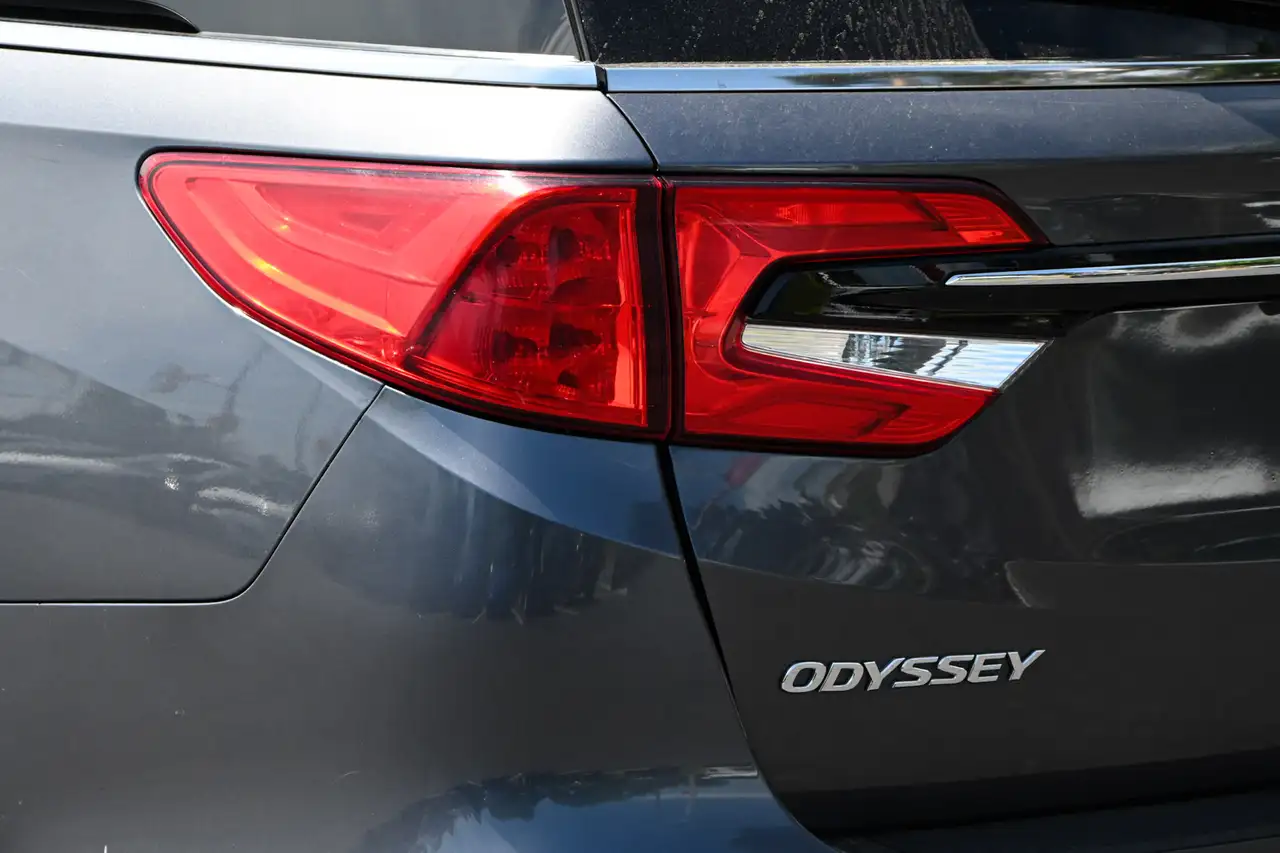 Honda Odyssey photo Honda Odyssey
