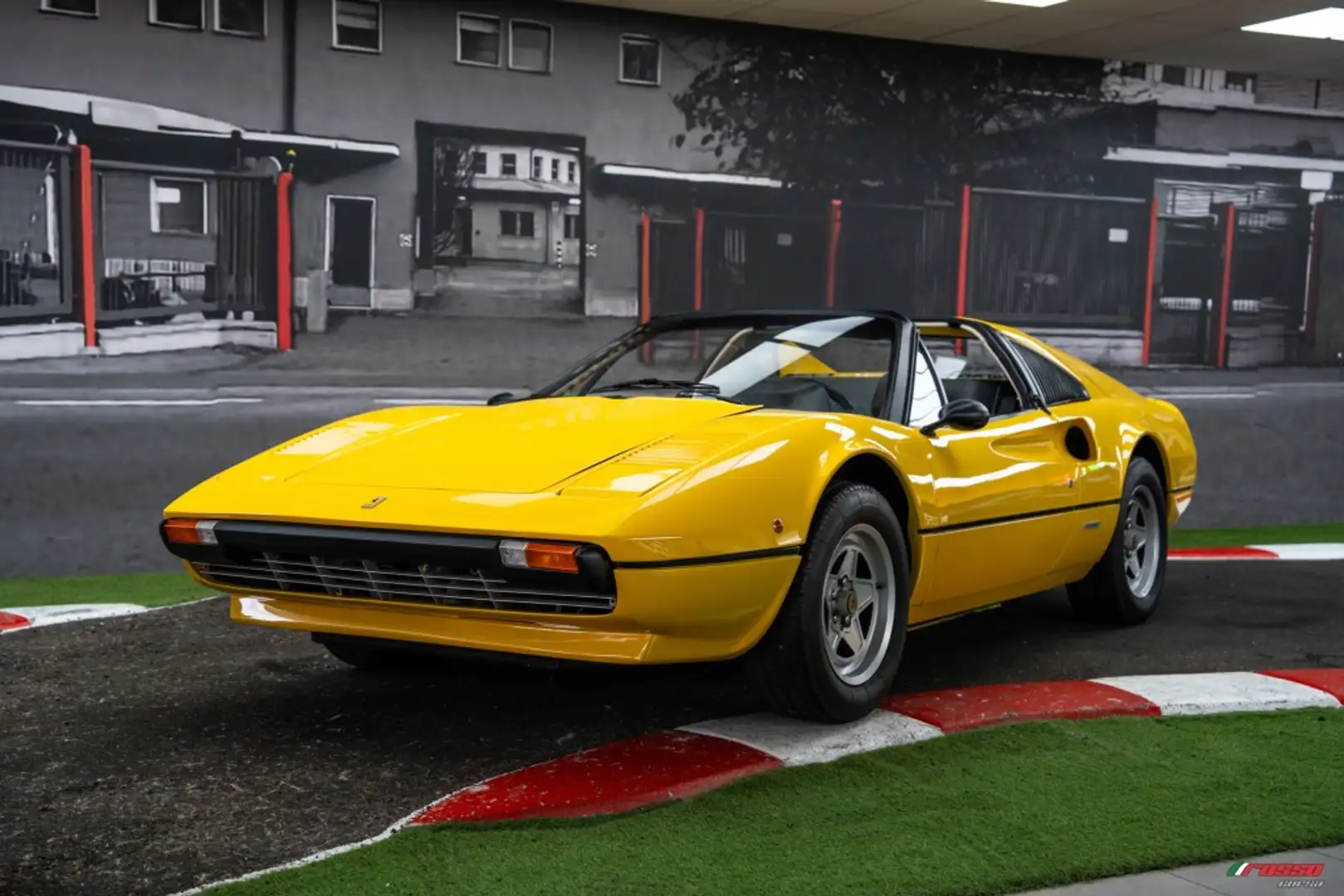 Ferrari 308 GTS Gelb - 1