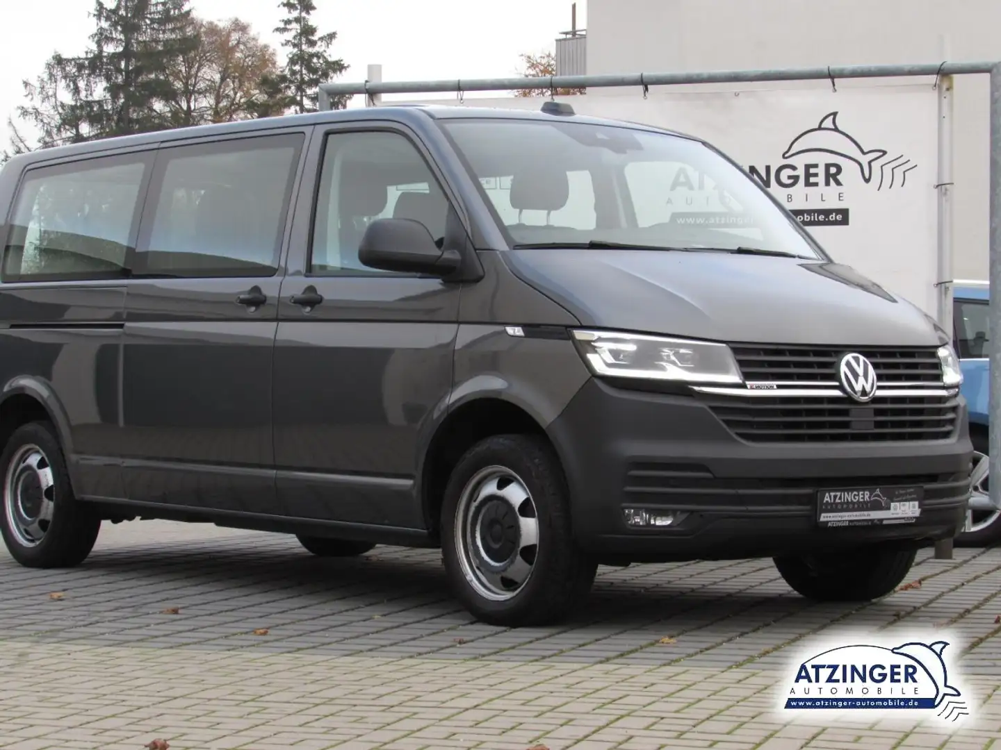 Volkswagen T6.1 Transporter Kombi LR 2.0 TDI 4M DSG 7-Sitz Klima Navi Grau - 1